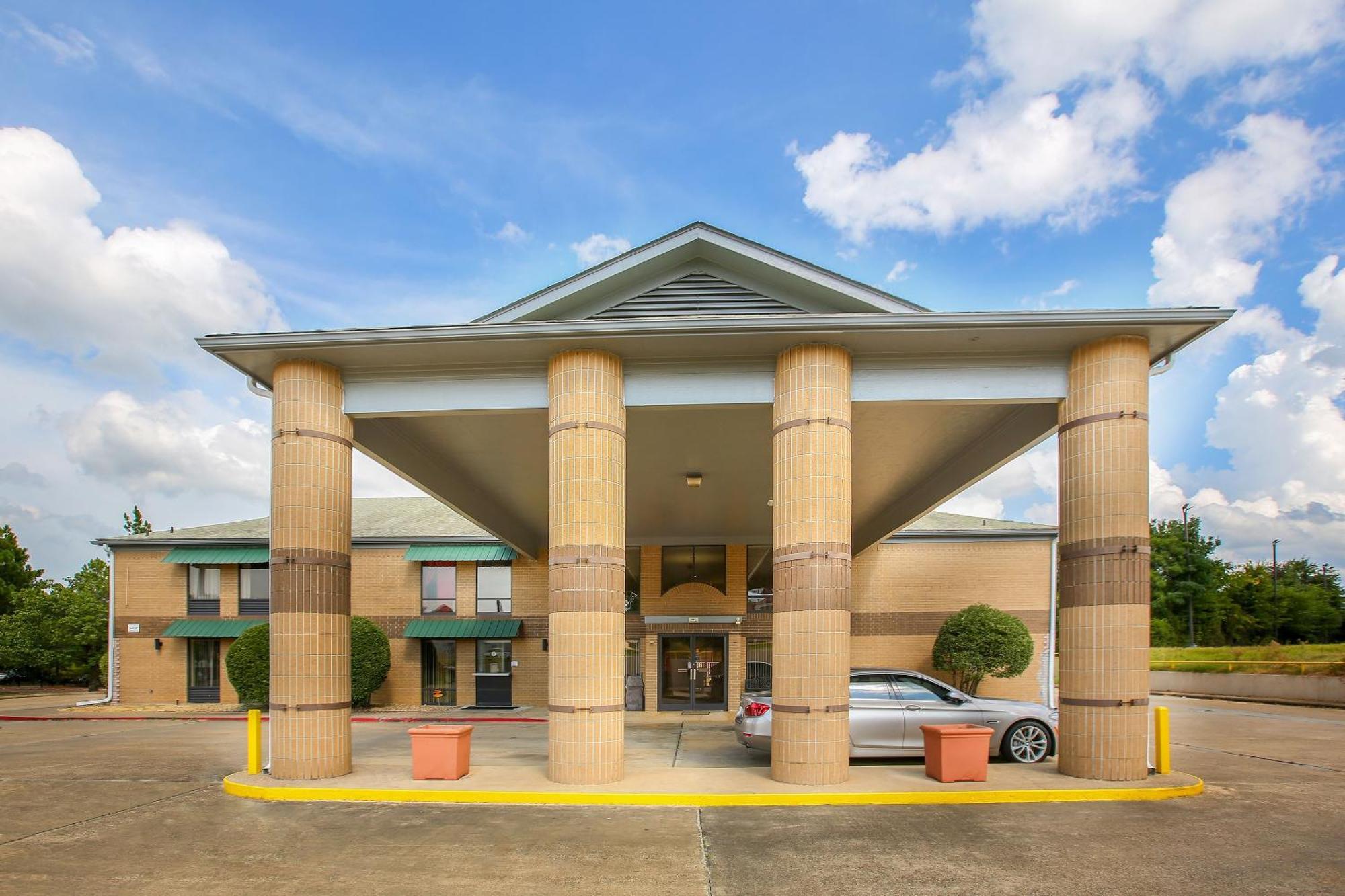 Oyo Hotel Texarkana Trinity Ar Hwy I-30 Exterior photo